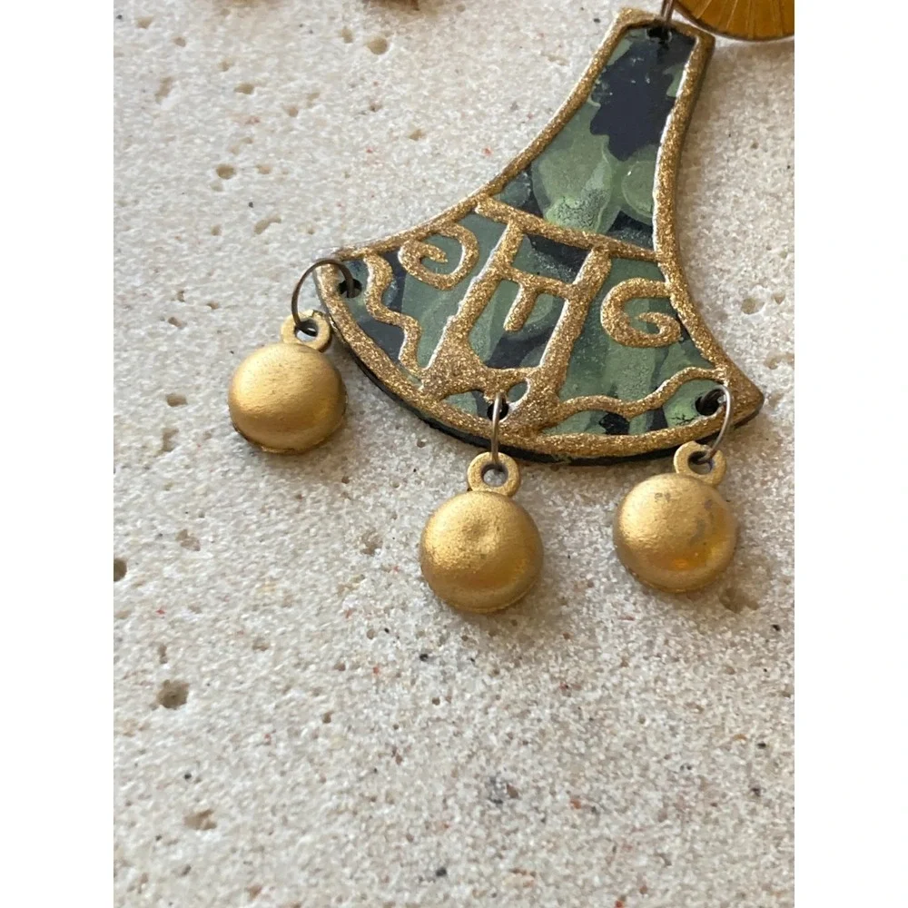 Artisan Boho Dangle Earrings Gold Tone Disc Fan Drop Tribal Painted Bead Fringe